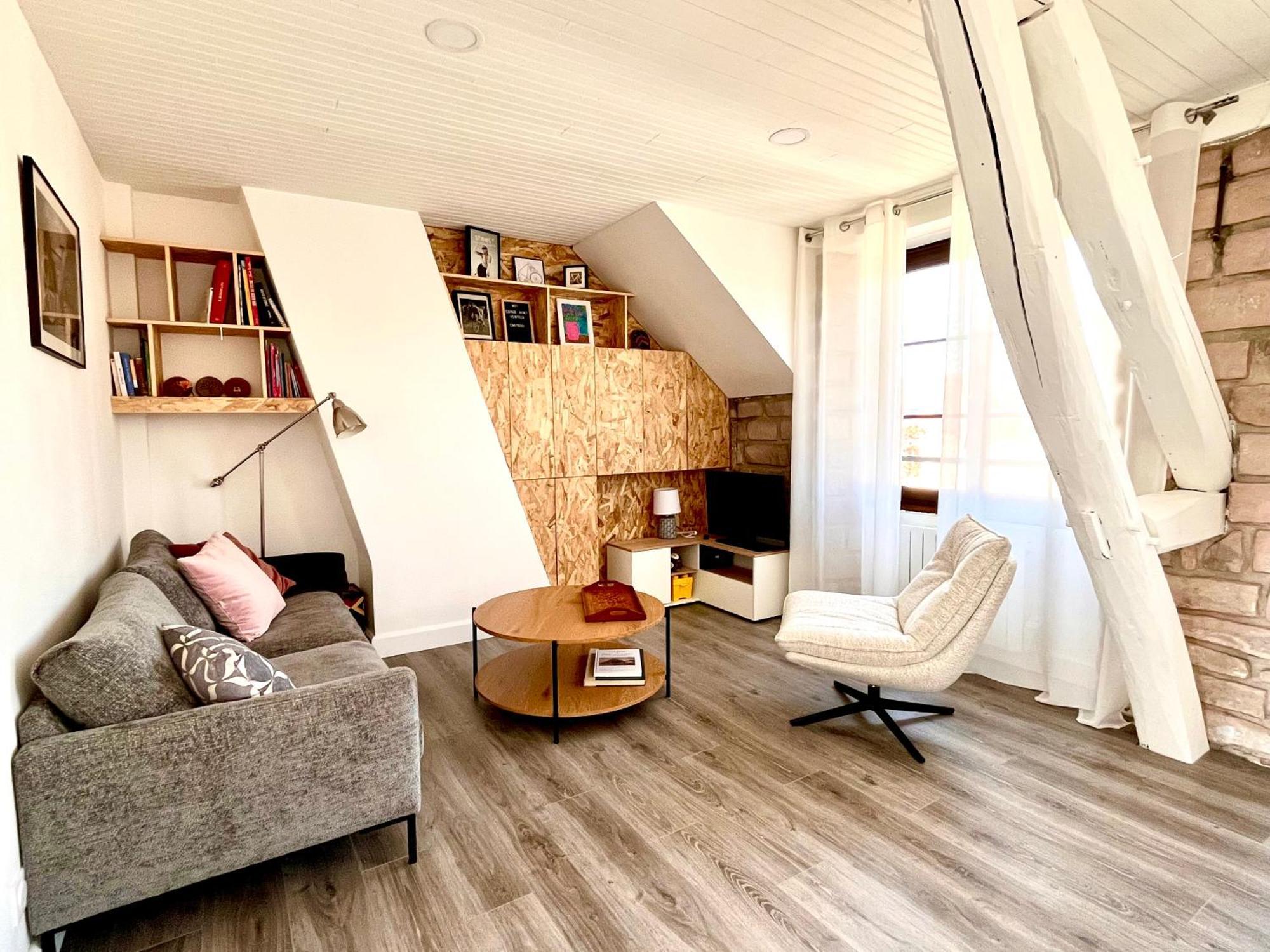 Appartement En Plein Centre Ville Milly-la-Foret Exteriör bild
